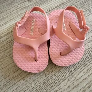 Old Navy Pink baby' Strap Sandals